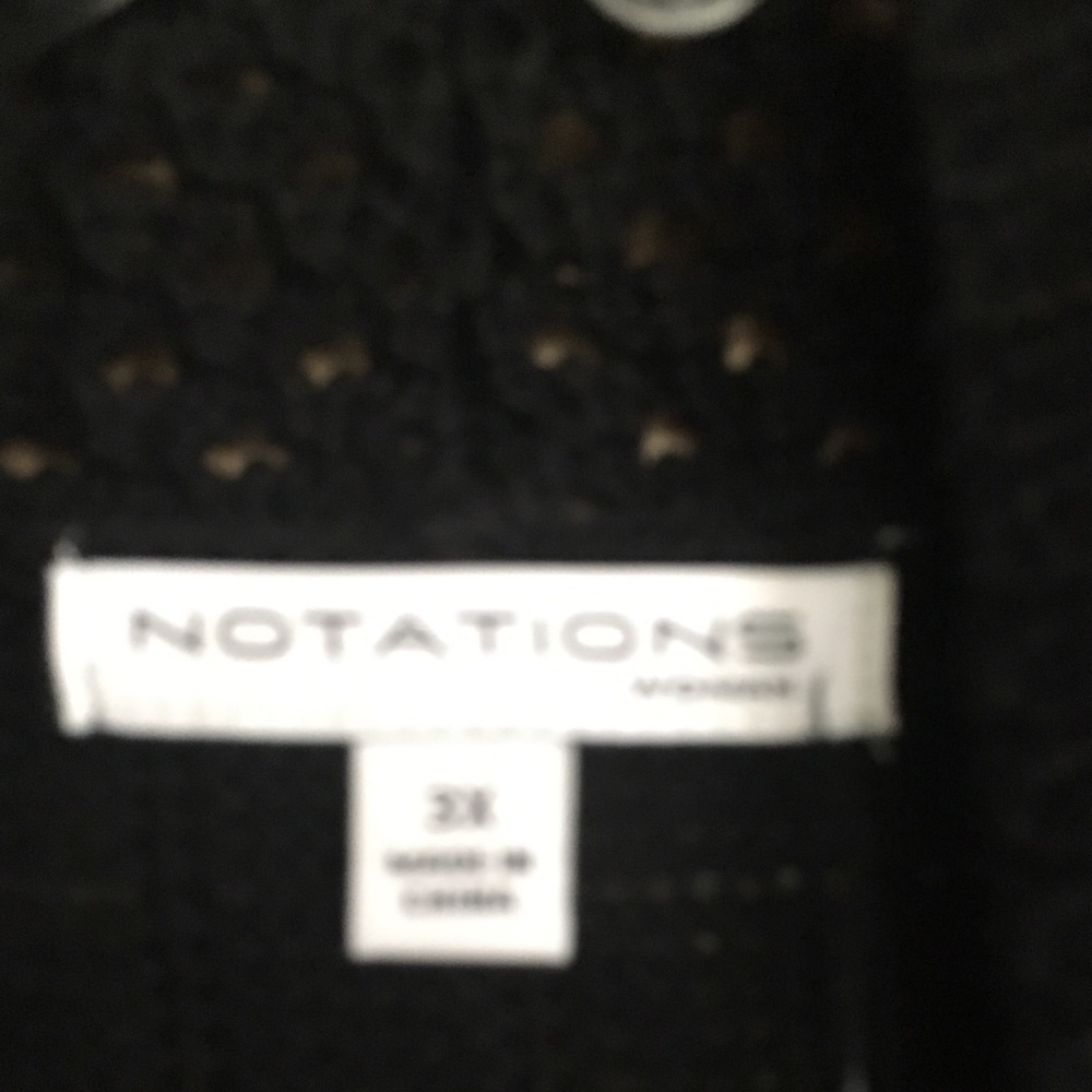 Sweater - Picture 4 of 4